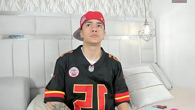 1m Joel online show from 11-16-25, 04:40