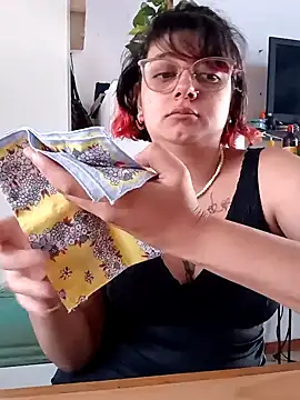 ConeNella online show from 12-11-24, 03:26