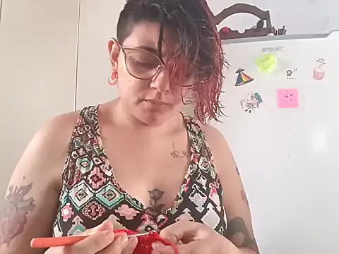 ConeNella online show from 12-24-24, 03:47