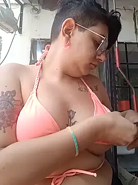 ConeNella online show from 12-26-24, 04:25