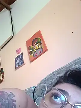 ConeNella online show from 01-10-25, 06:49