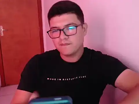 Plug Control online show from 04-02-26, 11:41