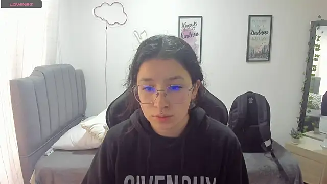 Amy joones online show from 01-31-25, 01:23