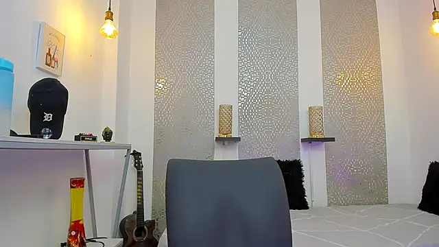 Nikolay Gregori online show from 10-28-25, 04:05