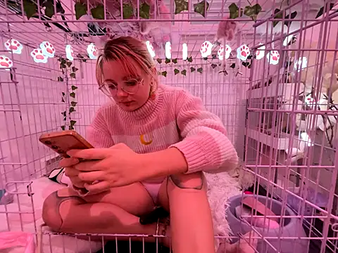 LaskaLeRoomba online show from 09-28-25, 05:18