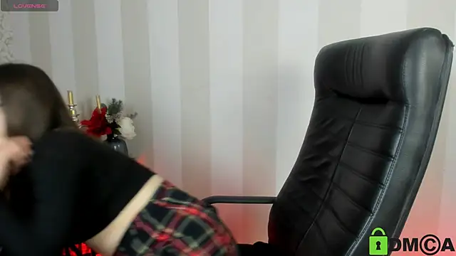 Haley Gars online show from 09-12-25, 01:11