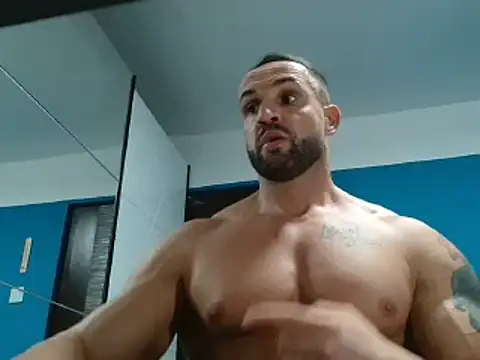 Snapshot of Magnificmuscles89 chatting on 12-18-24, 08:57 Magnificmuscles89 online show from 12-18-24, 08:57