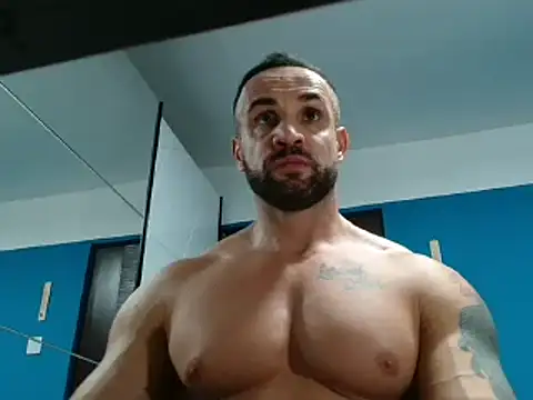 Snapshot of Magnificmuscles89 chatting on 12-28-24, 10:23 Magnificmuscles89 online show from 12-28-24, 10:23