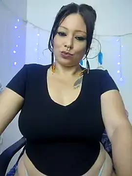 Snapshot of kristal_ktl chatting on 01-08-25, 12:17 kristal ktl online show from 01-08-25, 12:17