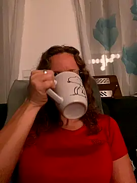 AnnikaRose online show from 11-06-25, 06:47