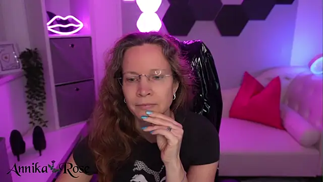 AnnikaRose online show from 02-22-26, 12:26
