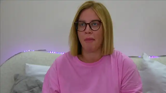 MariaNeumann online show from 09-21-25, 06:31