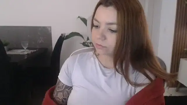 Snapshot of HotRuiva chatting on 10-03-25, 04:37 HotRuiva online show from 10-03-25, 04:37