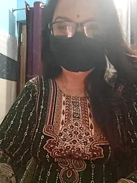 Aishwaryaa 69 online show from 11-05-25, 03:56