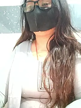 Aishwaryaa 69 online show from 11-16-25, 08:53