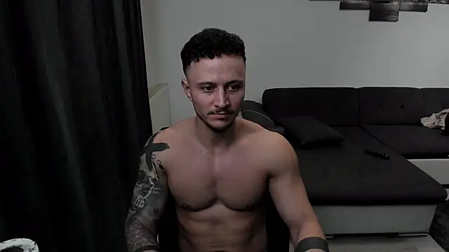 Snapshot of Richarddarell1 chatting on 02-03-25, 05:51 Richarddarell1 online show from 02-03-25, 05:51