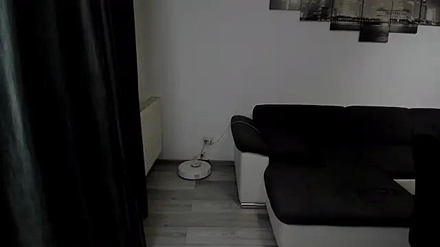 Snapshot of Richarddarell1 chatting on 10-23-25, 05:29 Richarddarell1 online show from 10-23-25, 05:29