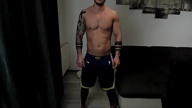 Snapshot of Richarddarell1 chatting on 10-24-25, 04:20 Richarddarell1 online show from 10-24-25, 04:20