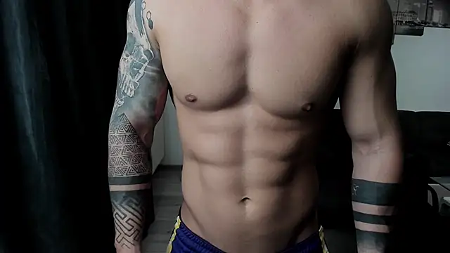 Snapshot of Richarddarell1 chatting on 10-28-25, 05:22 Richarddarell1 online show from 10-28-25, 05:22