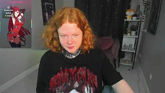 Cassie xKiss online show from 09-17-25, 08:32