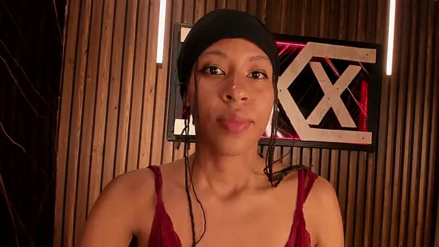 Kloe Suarez  online show from 02-02-25, 10:02