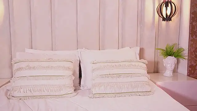 bonniekim  online show from 09-22-25, 10:56