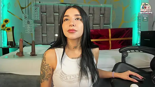 Leiaa  online show from 12-27-24, 05:31