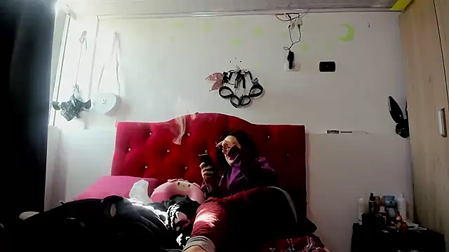 Snapshot of Sweet-Suck69 chatting on 01-04-25, 08:27 Sweet-Suck69 online show from 01-04-25, 08:27