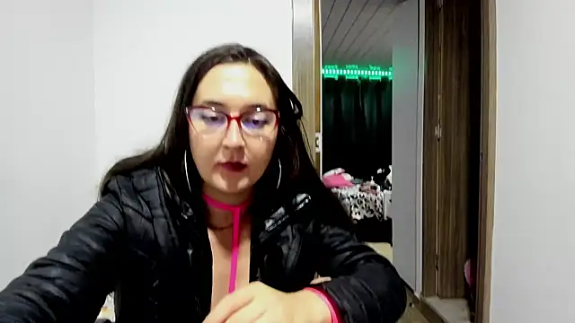 Snapshot of Sweet-Suck69 chatting on 02-14-25, 05:51 Sweet-Suck69 online show from 02-14-25, 05:51