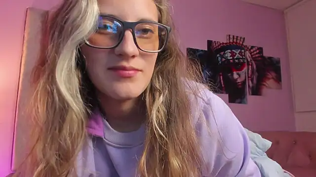 Giia paiige18 online show from 12-14-24, 10:24