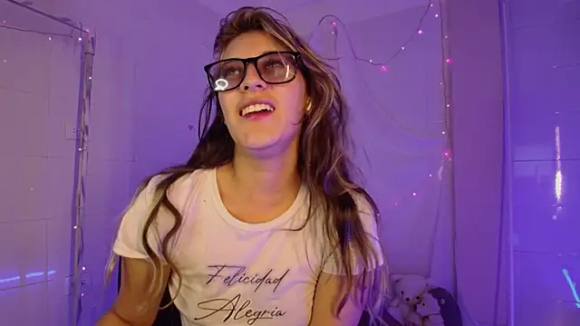 Giia paiige18 online show from 10-09-25, 01:47