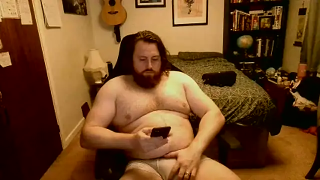 Hairy Guy30 online show from 11-18-25, 12:27