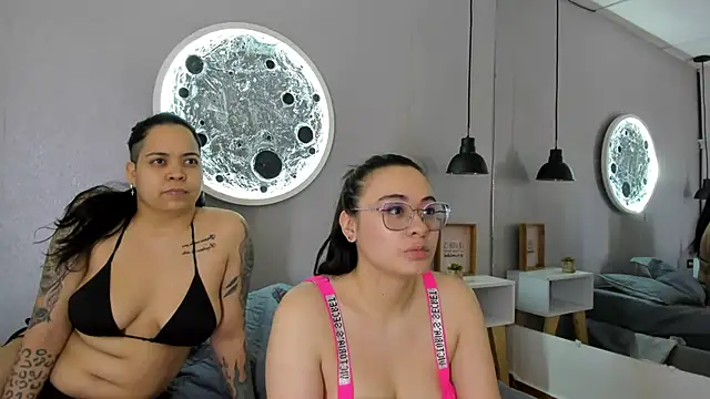 Snapshot of naughtylesbians__ chatting on 12-22-24, 03:00 naughtylesbians online show from 12-22-24, 03:00