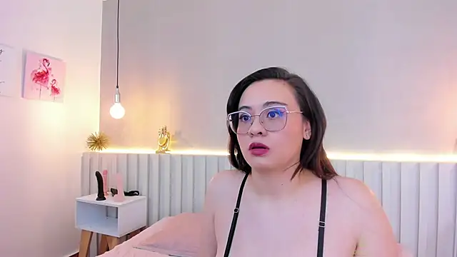 Snapshot of naughtylesbians__ chatting on 03-06-25, 03:13 naughtylesbians online show from 03-06-25, 03:13