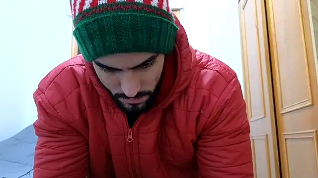 Snapshot of Jackyrose chatting on 12-16-24, 02:38 Jackyrose online show from 12-16-24, 02:38