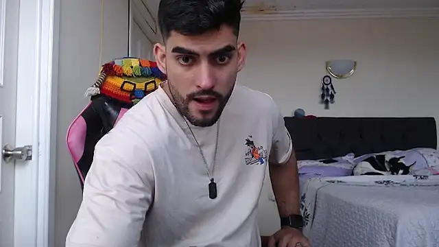 Snapshot of Jackyrose chatting on 10-22-25, 04:40 Jackyrose online show from 10-22-25, 04:40