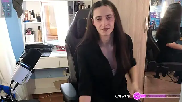 Snapshot of MemiKouki chatting on 02-15-25, 12:11 MemiKouki online show from 02-15-25, 12:11