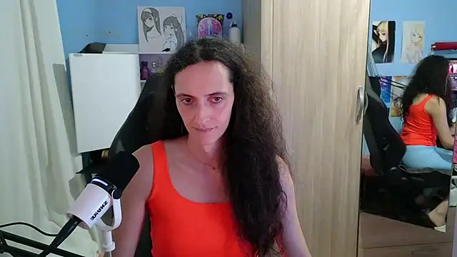 Snapshot of MemiKouki chatting on 10-12-25, 06:07 MemiKouki online show from 10-12-25, 06:07