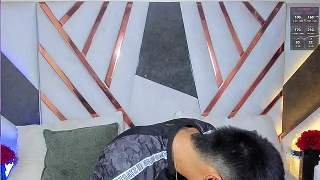 Snapshot of its_liam18 chatting on 02-15-26, 08:49 its liam18 online show from 02-15-26, 08:49