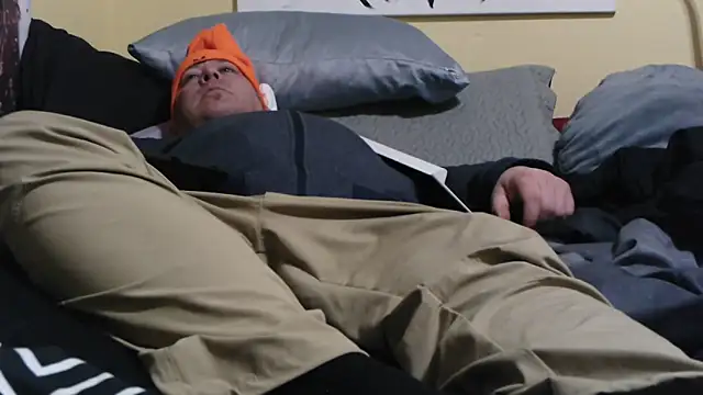 Mic Oxinner online show from 02-15-26, 02:25