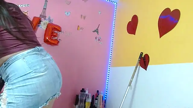 monickhot303av online show from 02-25-25, 07:31