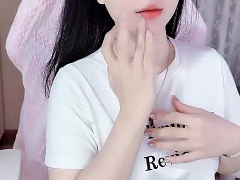  Lygn   online show from 10-25-25, 10:01