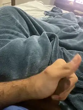 Snapshot of Mendes77777777777 chatting on 02-17-26, 04:53 Mendes77777777777 online show from 02-17-26, 04:53