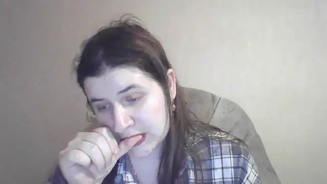 Snapshot of 8846f chatting on 11-18-25, 04:33 8846f online show from 11-18-25, 04:33