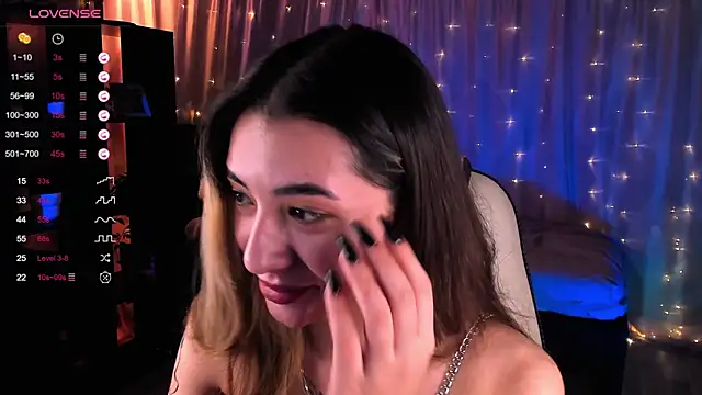 DarlaLike online show from 12-19-24, 07:51