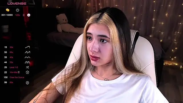 DarlaLike online show from 02-03-25, 04:35