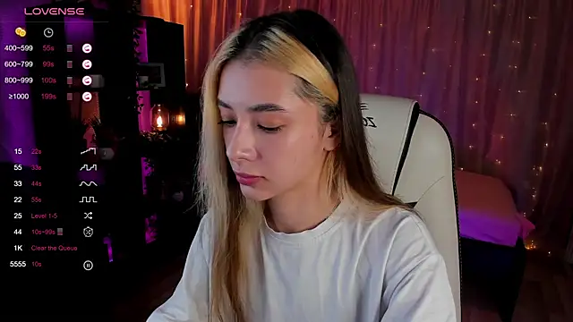 DarlaLike online show from 03-03-25, 05:42