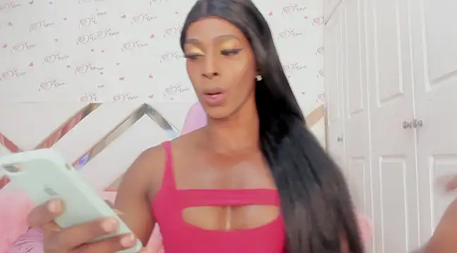 Snapshot of BriggitteEbonny chatting on 12-29-24, 08:58 BriggitteEbonny online show from 12-29-24, 08:58