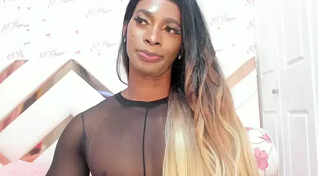 Snapshot of BriggitteEbonny chatting on 01-26-25, 10:34 BriggitteEbonny online show from 01-26-25, 10:34