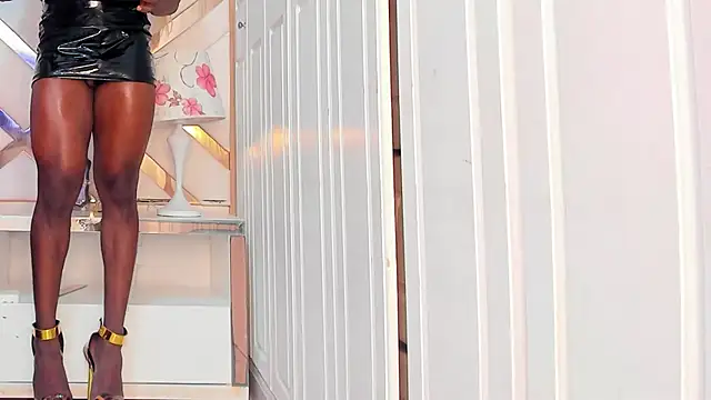 Snapshot of BriggitteEbonny chatting on 09-24-25, 05:55 BriggitteEbonny online show from 09-24-25, 05:55